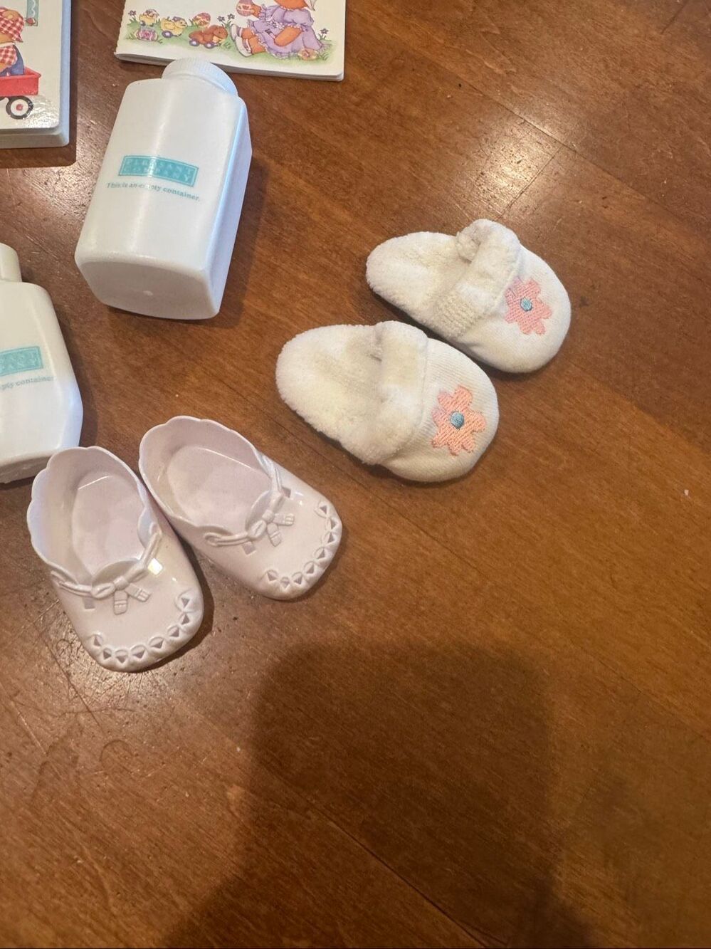 Vintage Pleasant Company Bitty Baby Accessories Books Blocks Shoes Lot - Picture 5 of 5